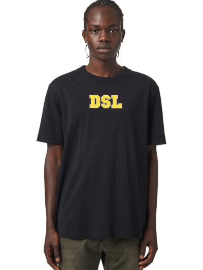 טישרט לבנה עם לוגו DSL-