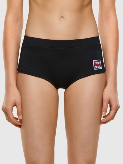 בגד ים שלם, ניילון סטרץ’ טקסטורלי, מותן אלסטית, פאץ’ D רקום, צבע שחור