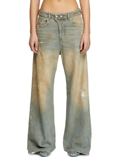 ג׳ינס כחול בהיר במראה מלוכלך, בגזרה רפויה עם מותן נמוכה, מפשעה נמוכה ורגל רחבה וארוכה במיוחד. הגזרה הרחבה ביותר של דיזל נחתכה באופן שיוצר מראה דרמטי וזורם. לג׳ינס רכיסת כפתורים ושני כפתורי סגירה בחגורת המותן